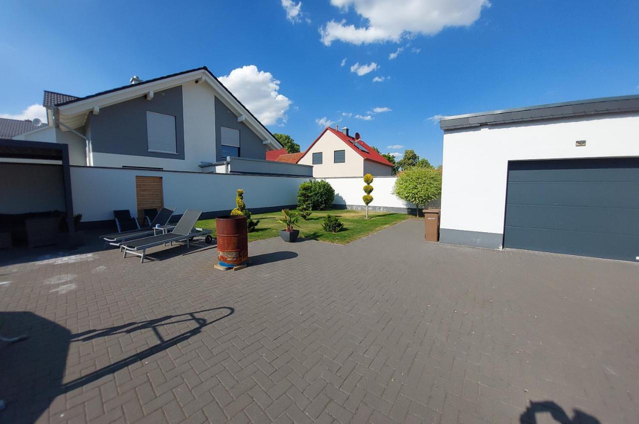 Apartment Modernes Appartement: Erfurt Autobahn Oasis